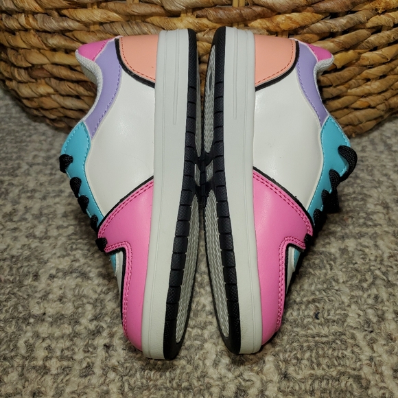 The Children's Place Girls Colorblock Low Top Sneakers - multi - Picture 5 of 8